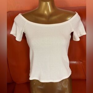 Abercrombie & Fitch Off-Shoulder Ribbed Crop Top - White